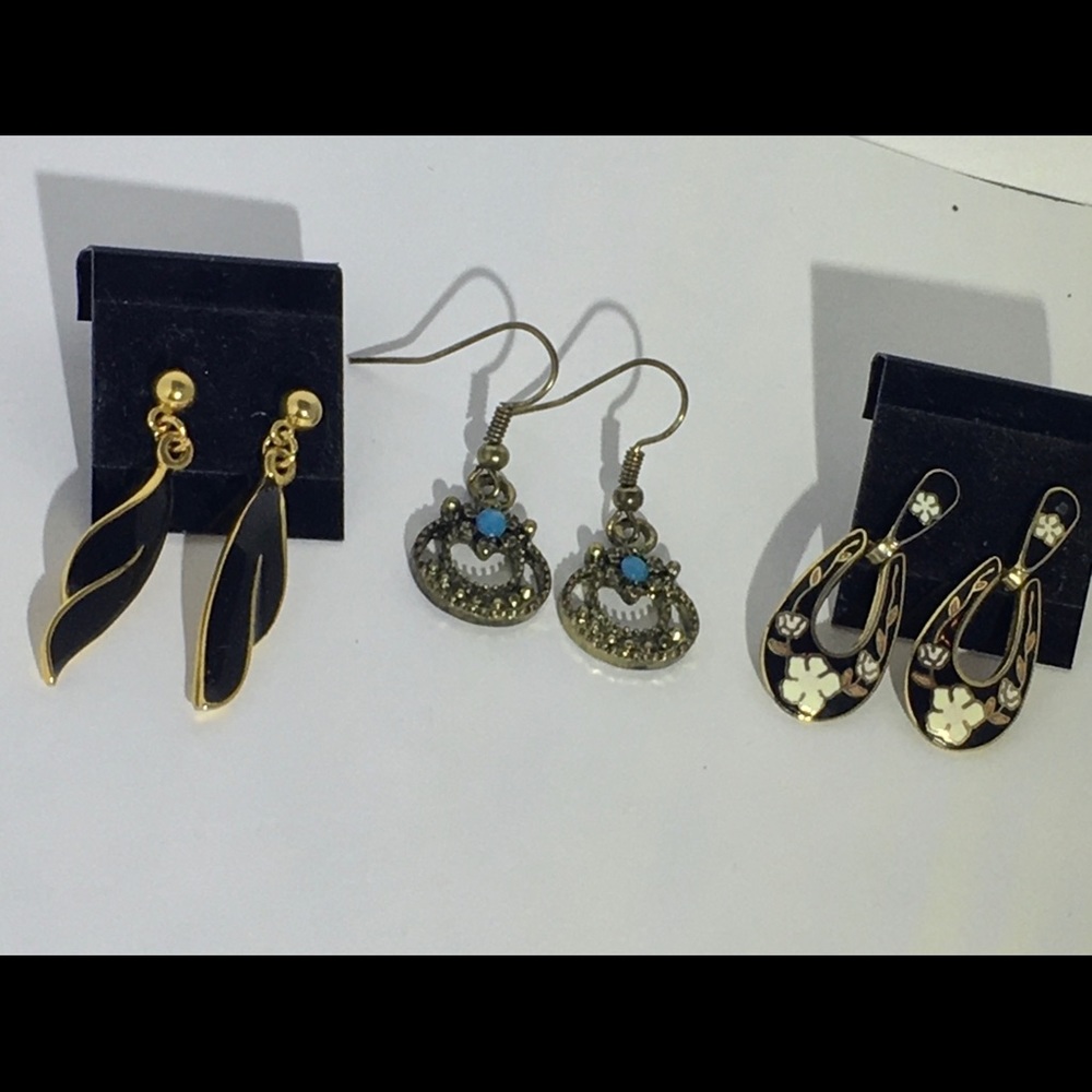 Worldwide Beauty Earrings